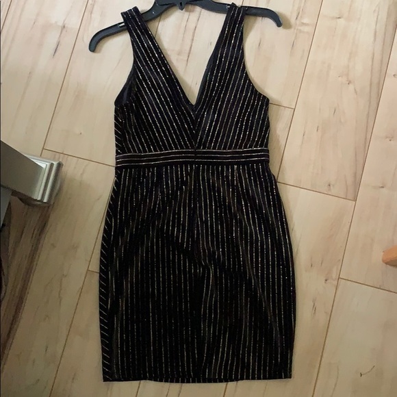 Formal Black and Gold Velvet Dress - Picture 3 of 3